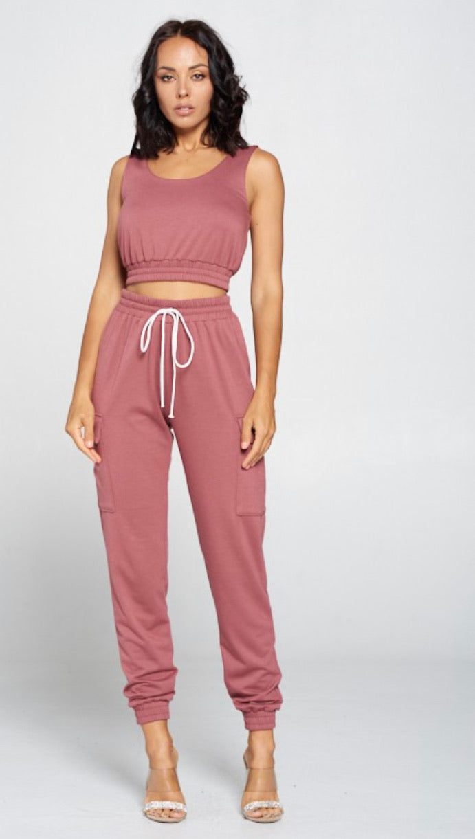 CROPPED LUXE JOGGER LOUNGEWEAR SET